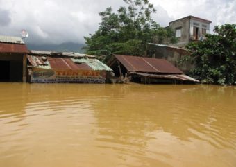 Mộng thấy nước lũ chung chung